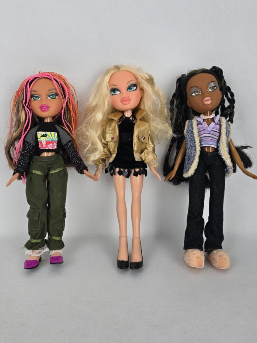 Vintage Bratz Dolls Lot of 3 – Fully Dressed with Shoes & Accessories – Y2K